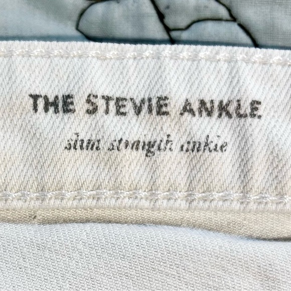 AG ADRIANO GOLDSCHMIED Stevie Slim Straight Raw Hem White Crop Ankle Jeans Sz 28 - Picture 11 of 13